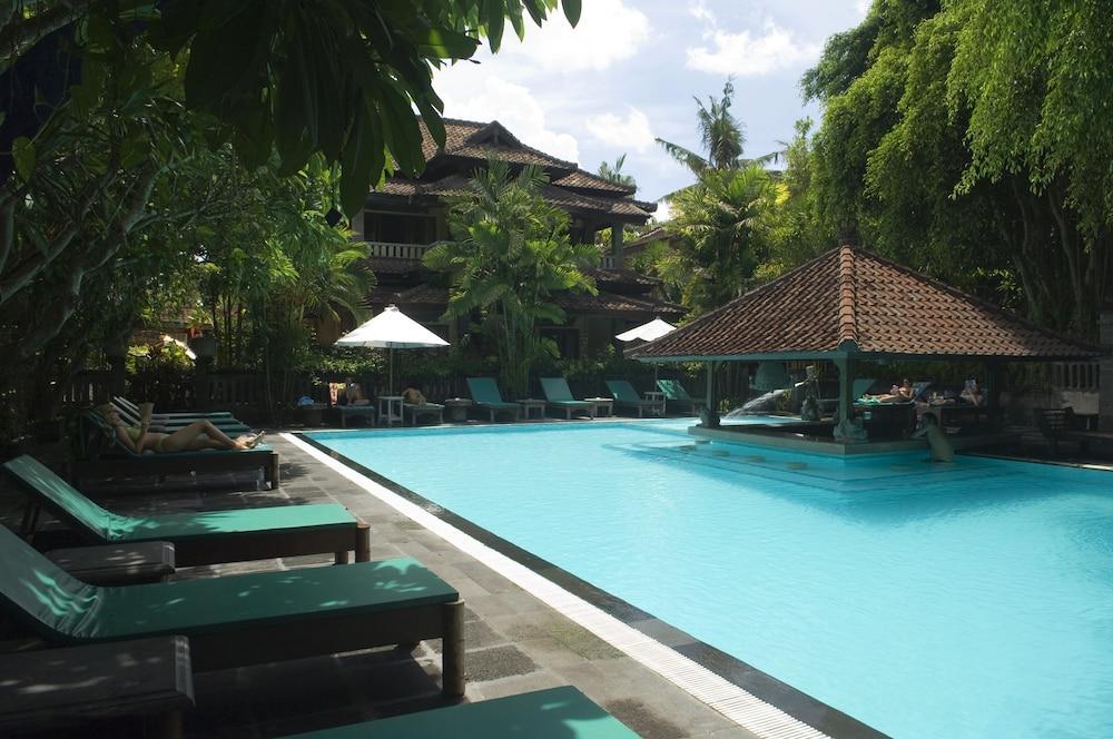 Hotel Puri Bambu Jimbaran Exterior foto